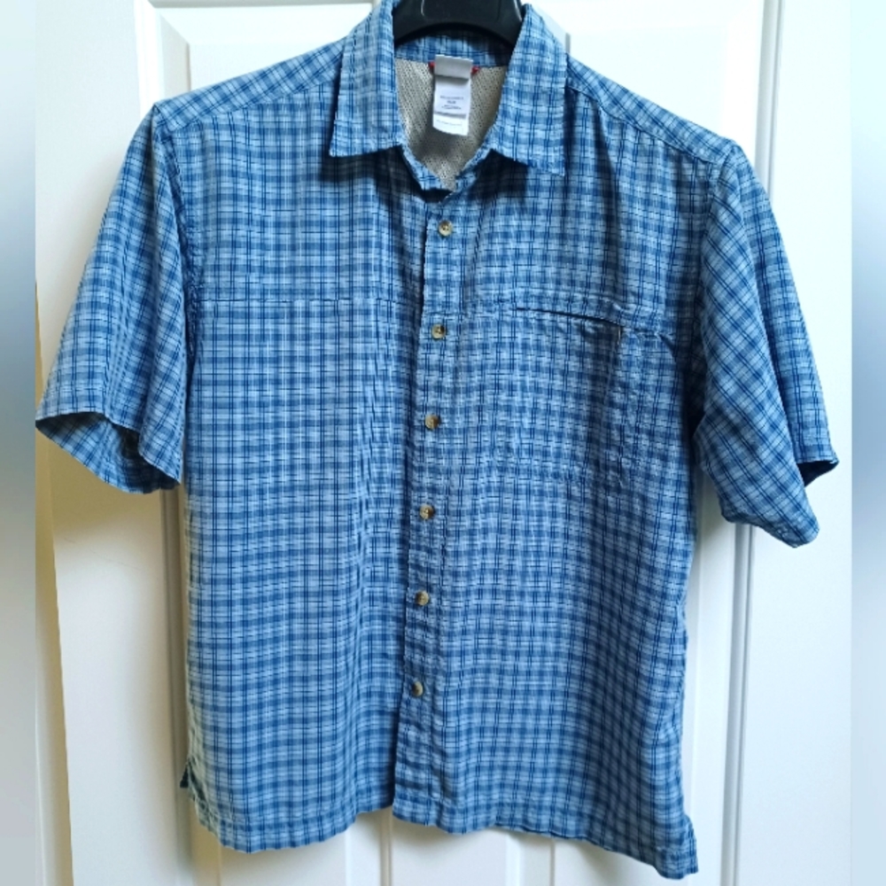 The north face short sleeve hiking shirt